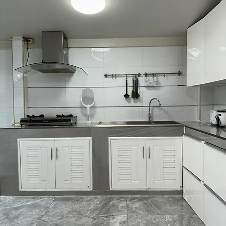 Miq Home 142 Huai Khwang_New4Br/Jodd Fair